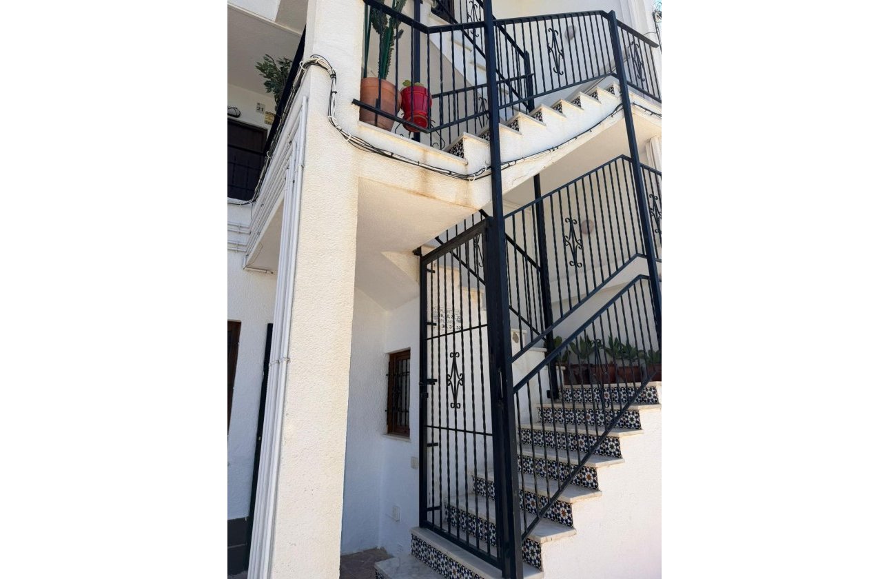 Herverkoop - Appartement -
Torrevieja - Punta Prima