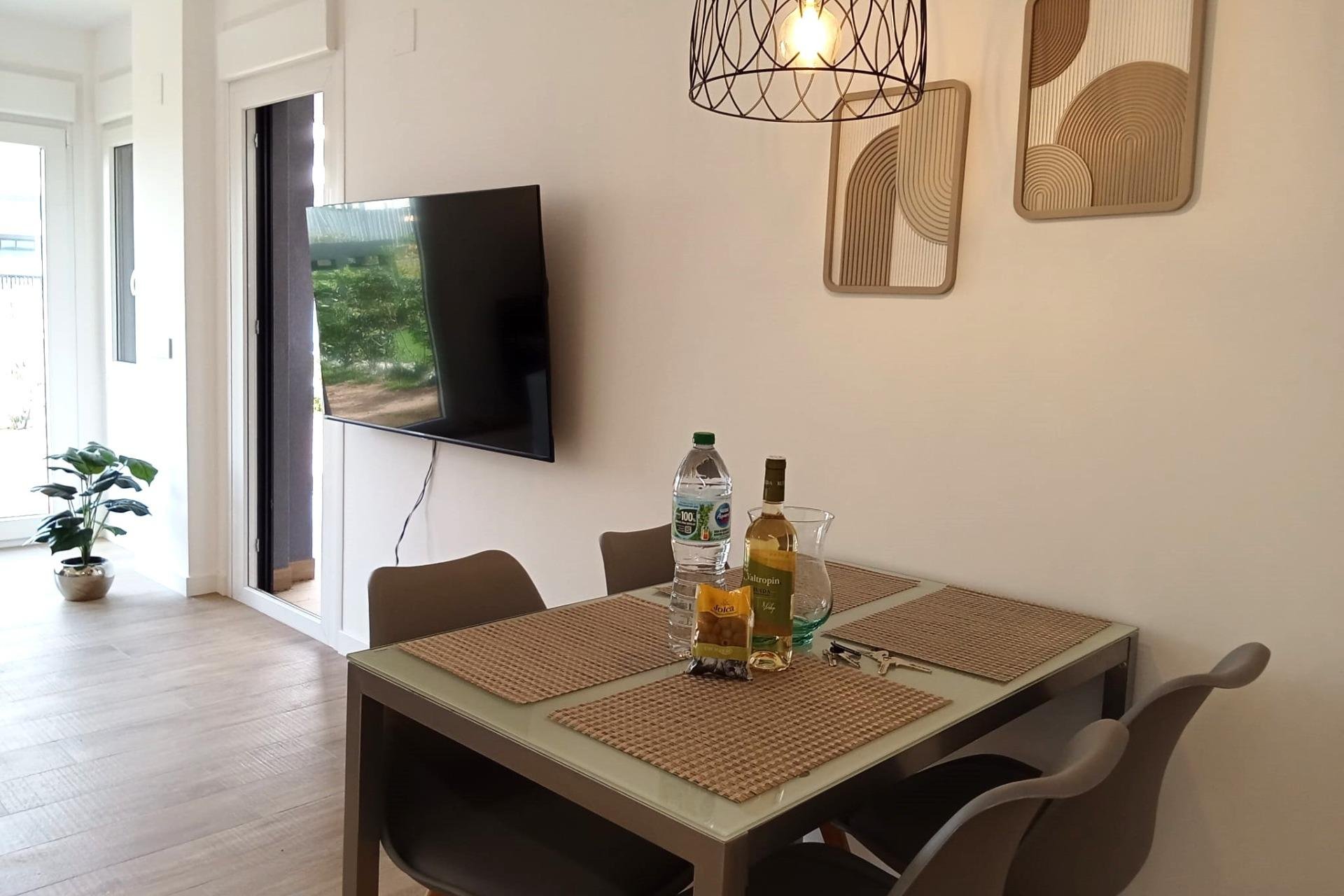 Herverkoop - Appartement -
Torrevieja - Punta Prima