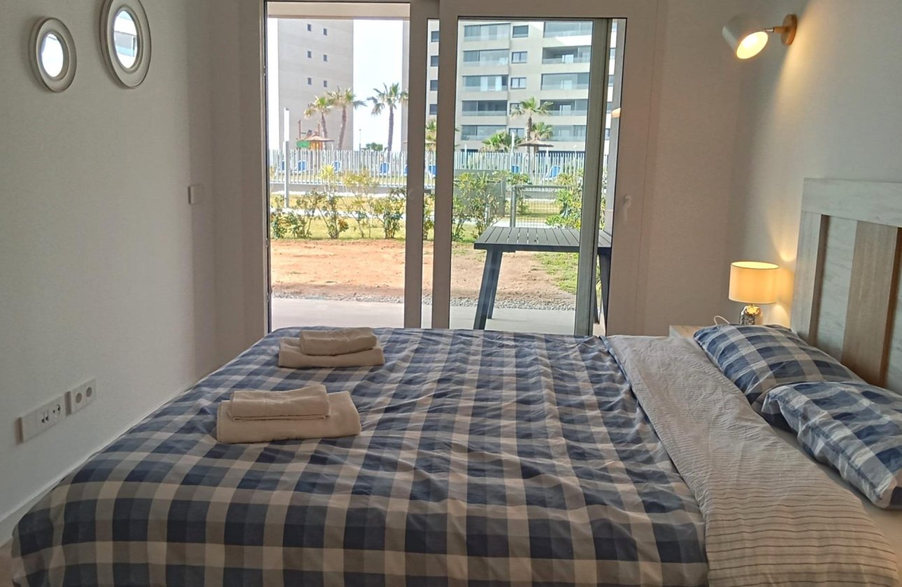 Herverkoop - Appartement -
Torrevieja - Punta Prima