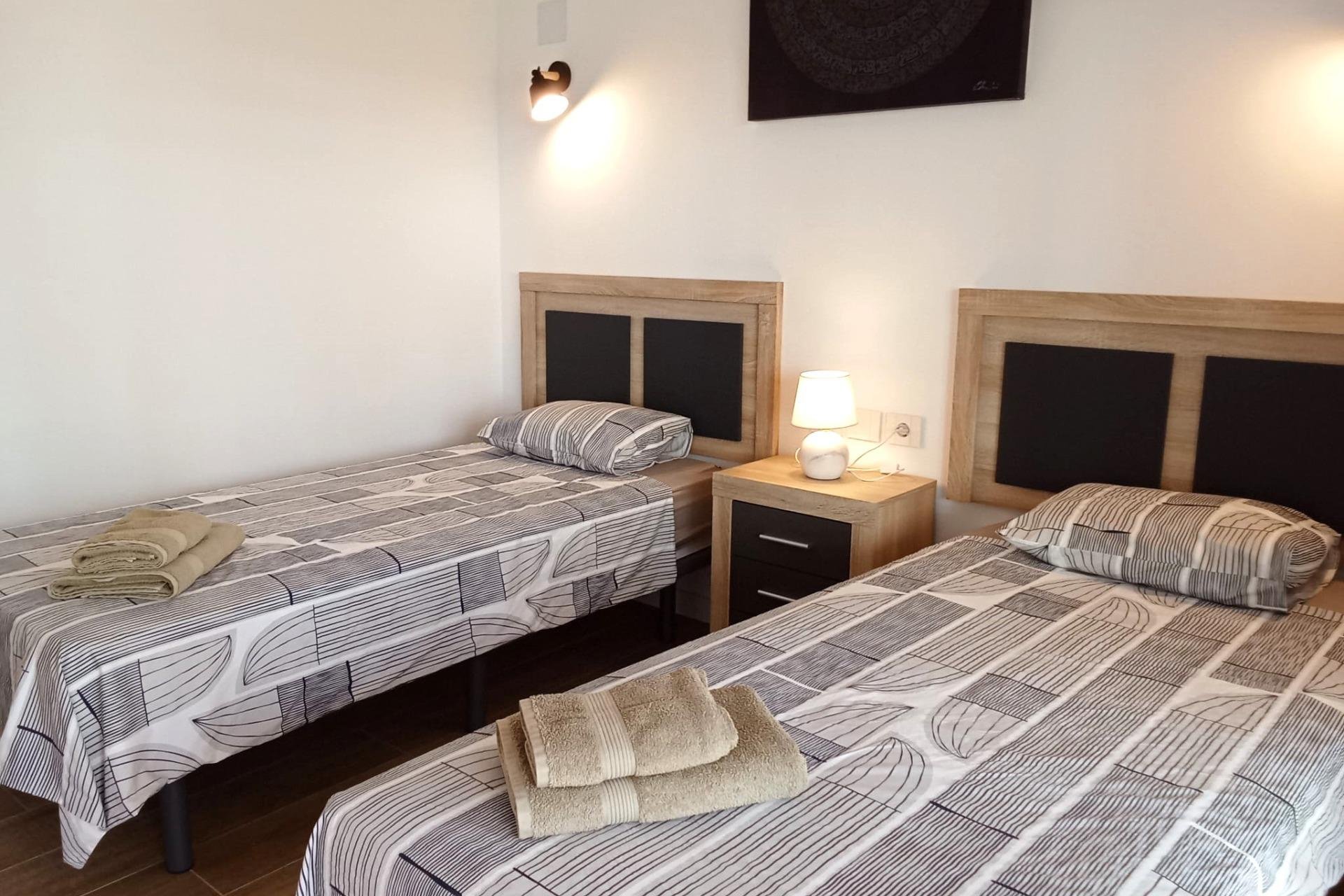 Herverkoop - Appartement -
Torrevieja - Punta Prima