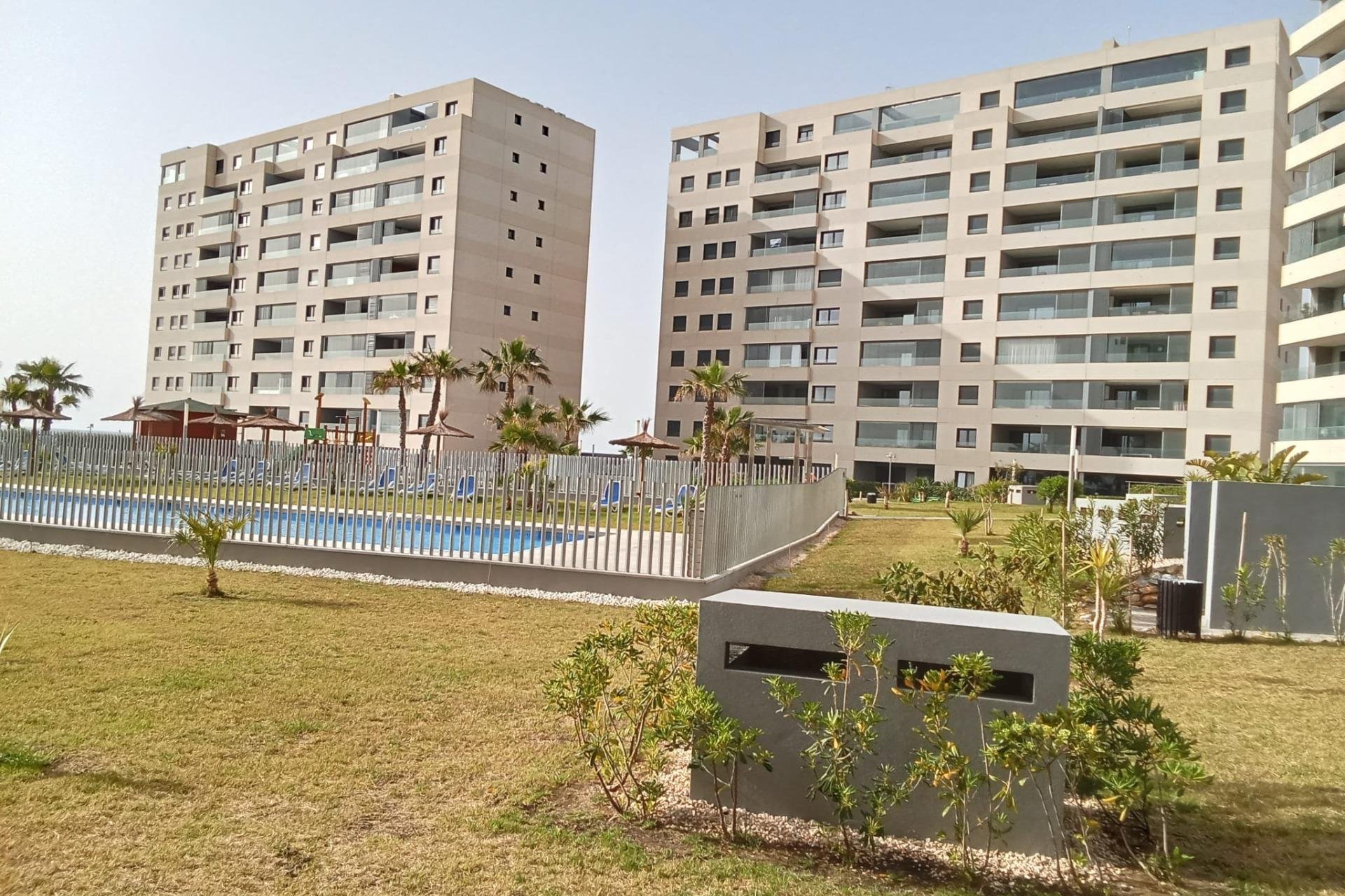 Herverkoop - Appartement -
Torrevieja - Punta Prima