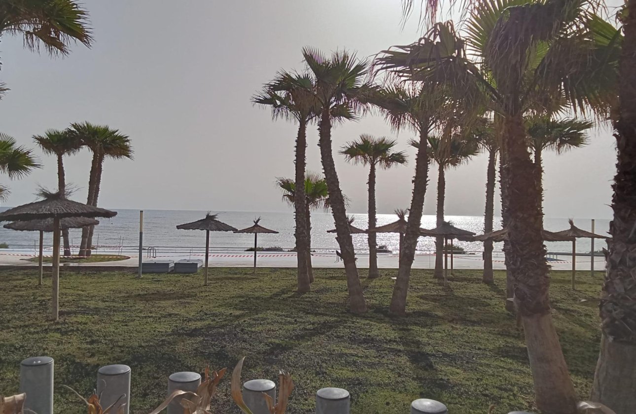 Herverkoop - Appartement -
Torrevieja - Punta Prima