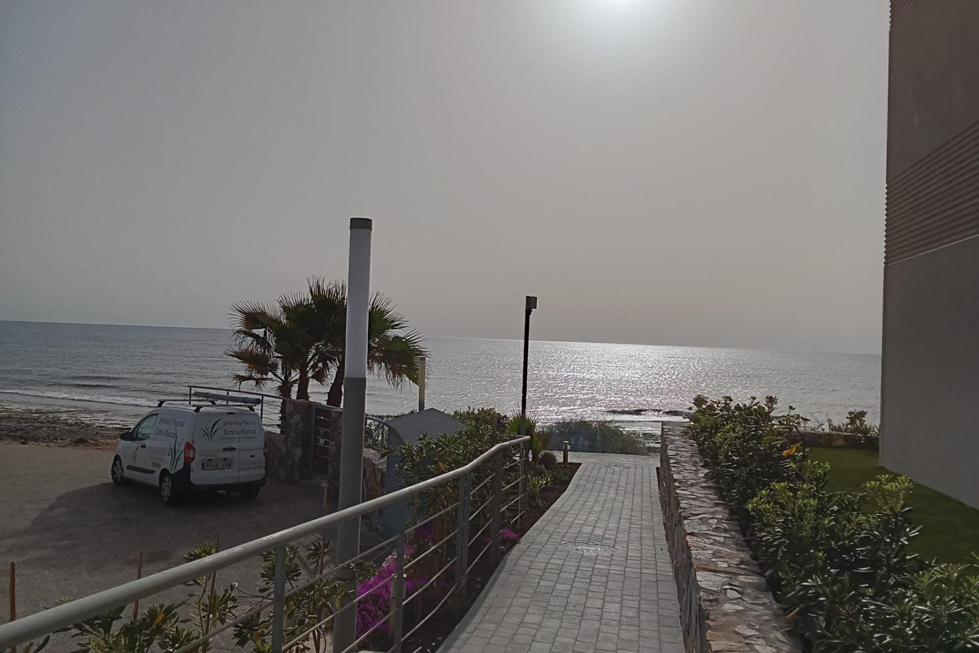 Herverkoop - Appartement -
Torrevieja - Punta Prima