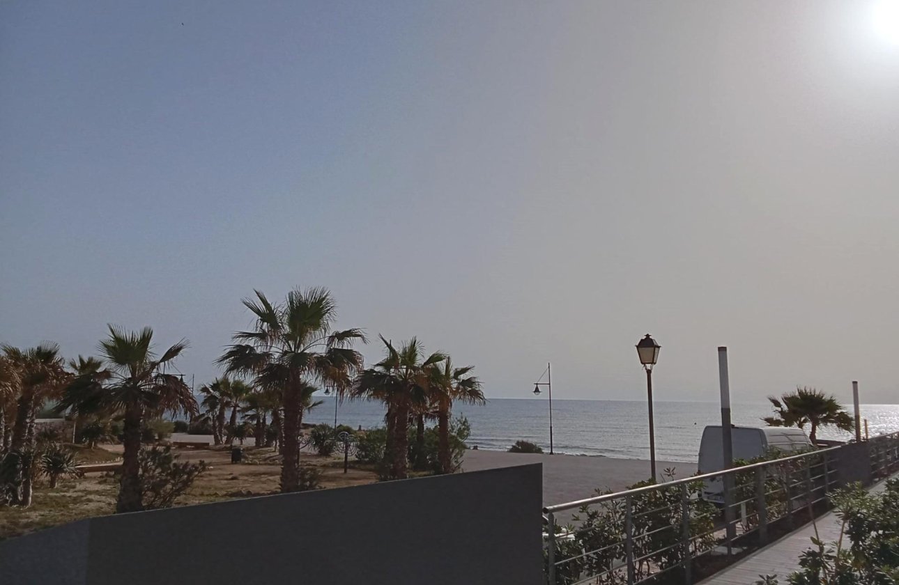 Herverkoop - Appartement -
Torrevieja - Punta Prima