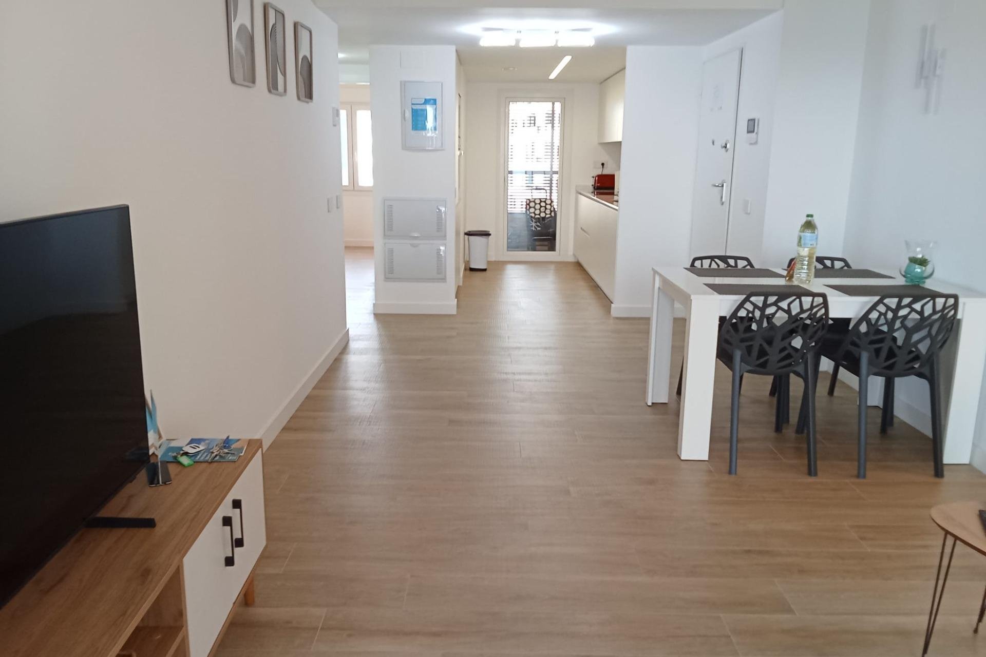 Herverkoop - Appartement -
Torrevieja - Punta Prima