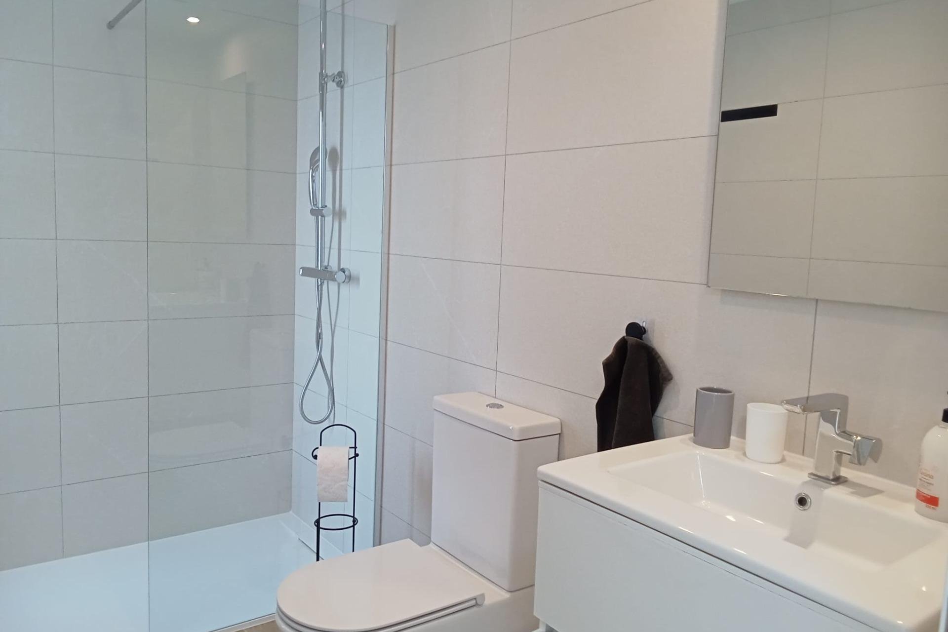 Herverkoop - Appartement -
Torrevieja - Punta Prima