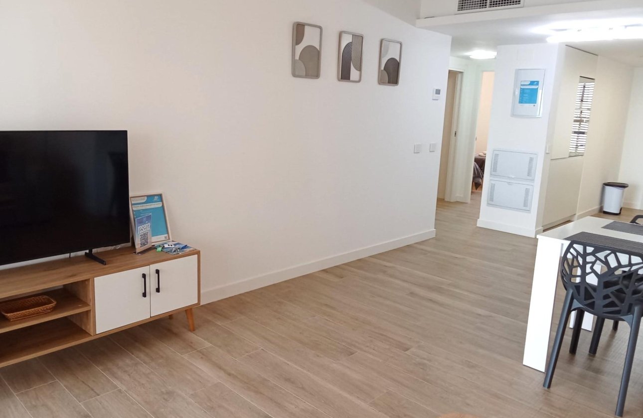 Herverkoop - Appartement -
Torrevieja - Punta Prima