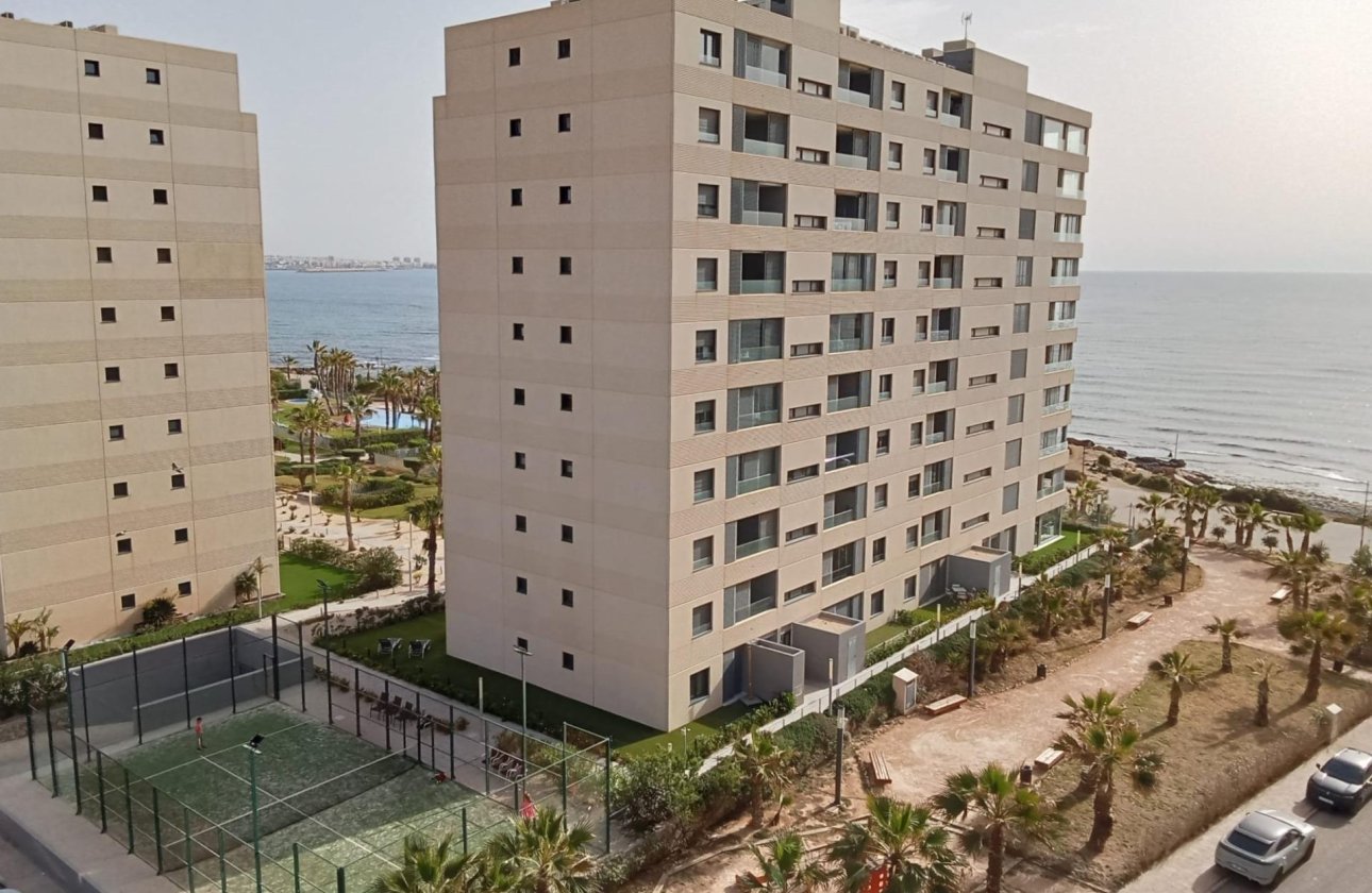 Herverkoop - Appartement -
Torrevieja - Punta Prima