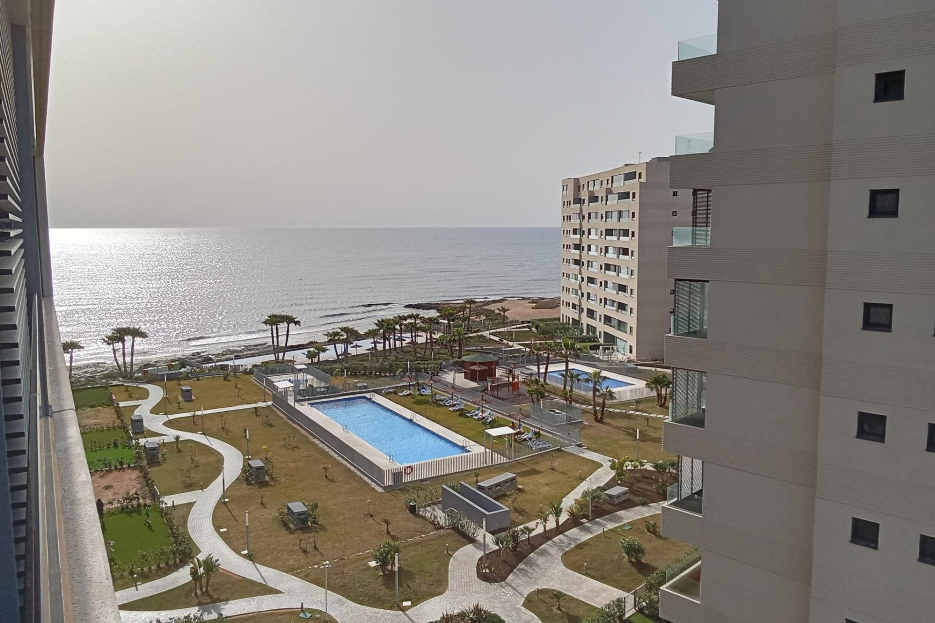 Herverkoop - Appartement -
Torrevieja - Punta Prima