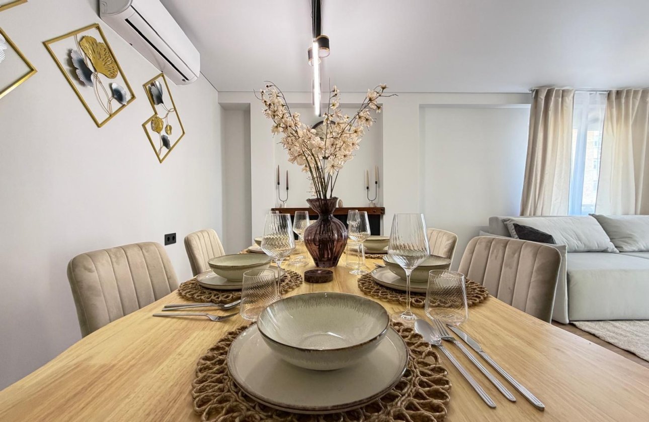 Herverkoop - Appartement -
Torrevieja - Punta Prima