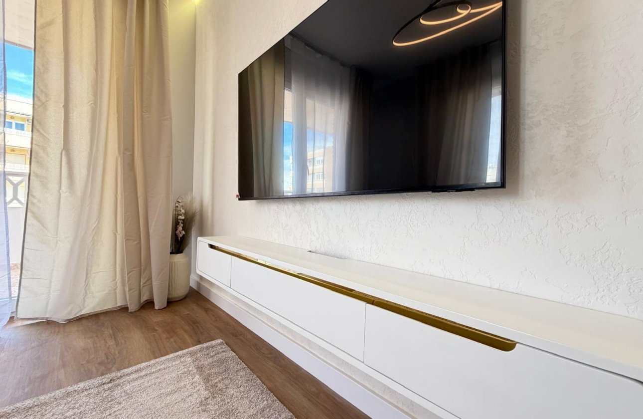 Herverkoop - Appartement -
Torrevieja - Punta Prima