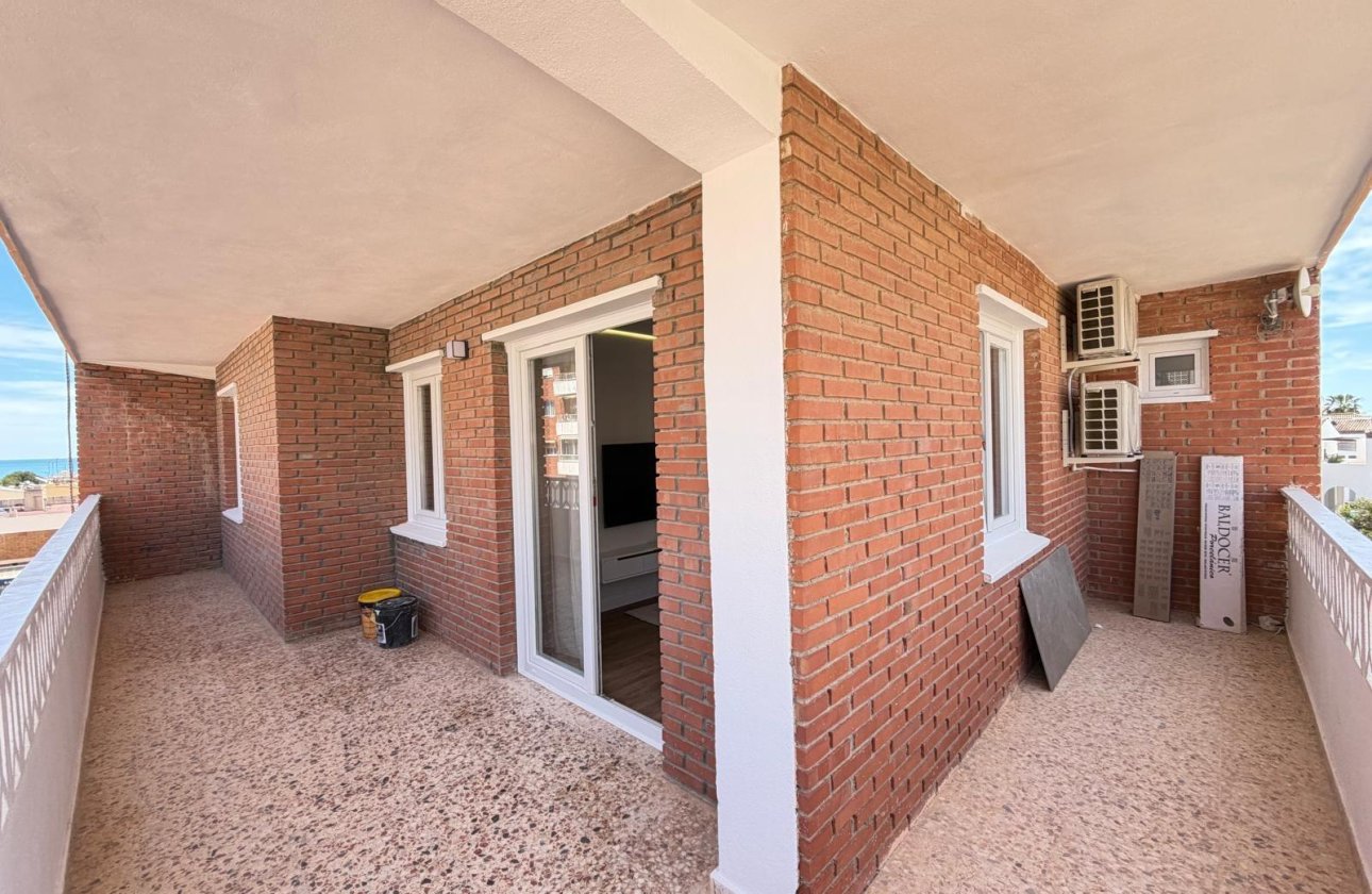 Herverkoop - Appartement -
Torrevieja - Punta Prima