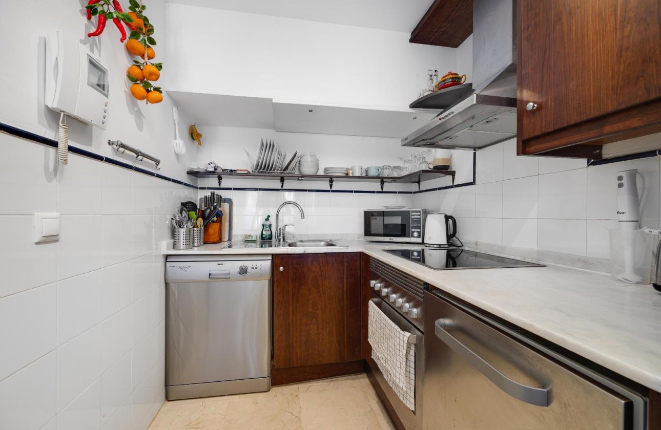 Herverkoop - Appartement -
Torrevieja - Punta Prima