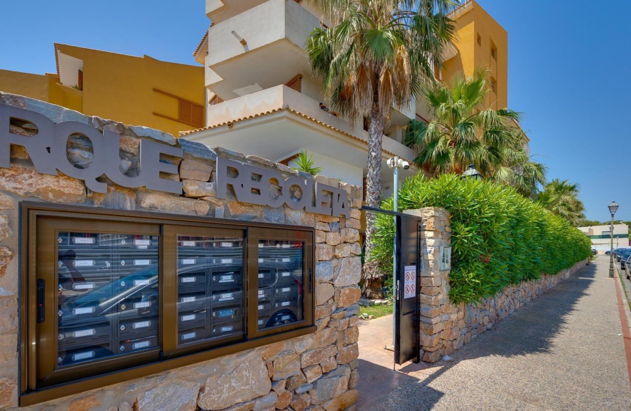 Herverkoop - Appartement -
Torrevieja - Punta Prima