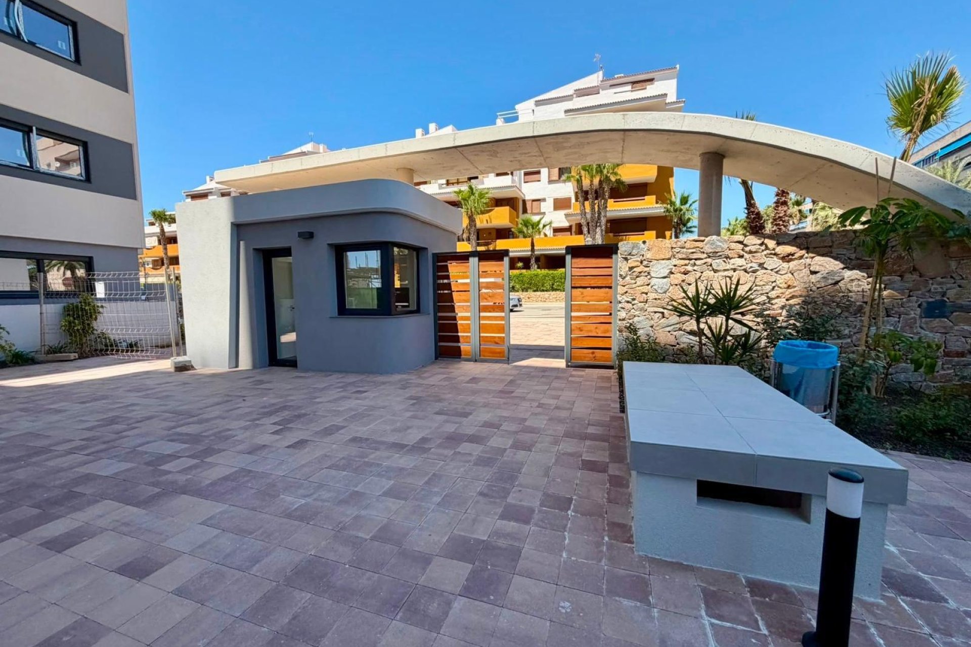 Herverkoop - Appartement -
Torrevieja - Punta Prima