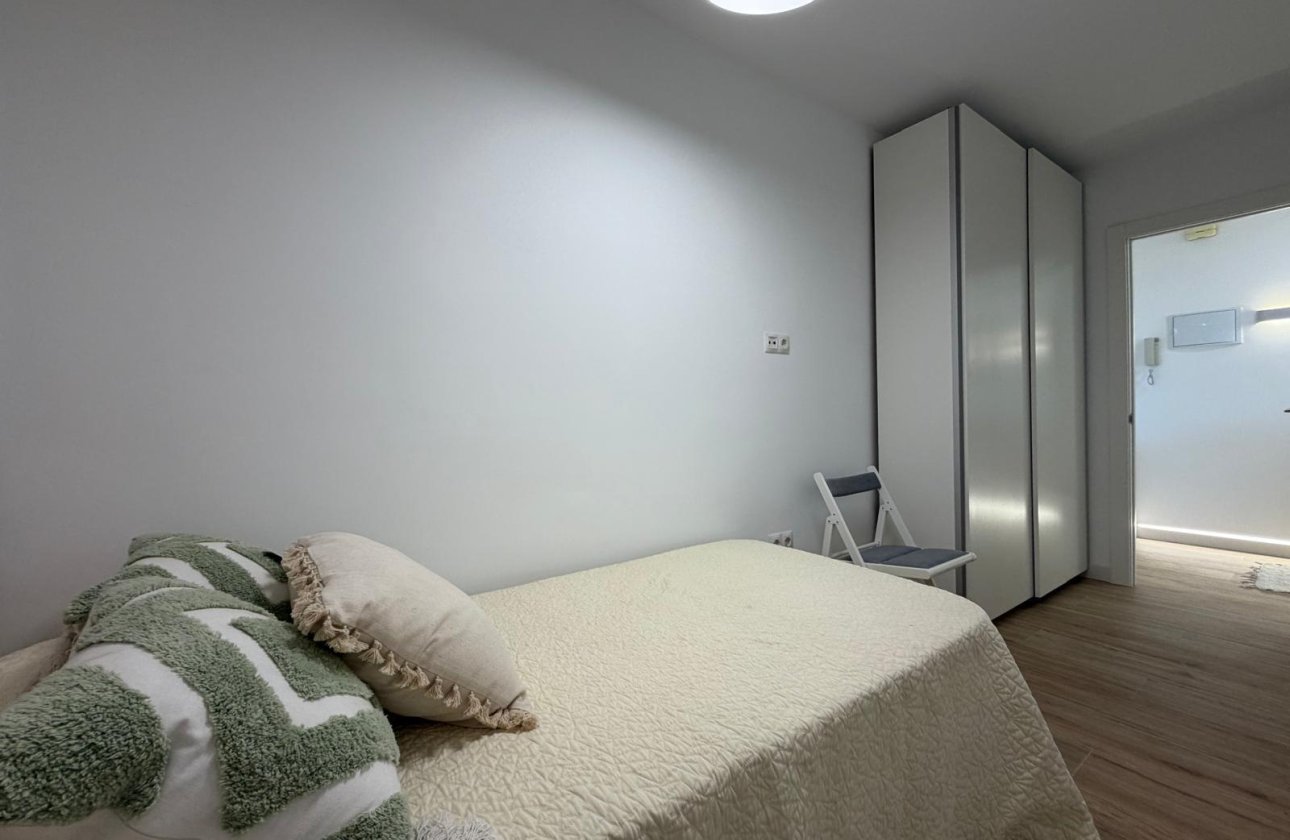 Herverkoop - Appartement -
Torrevieja - Punta Prima