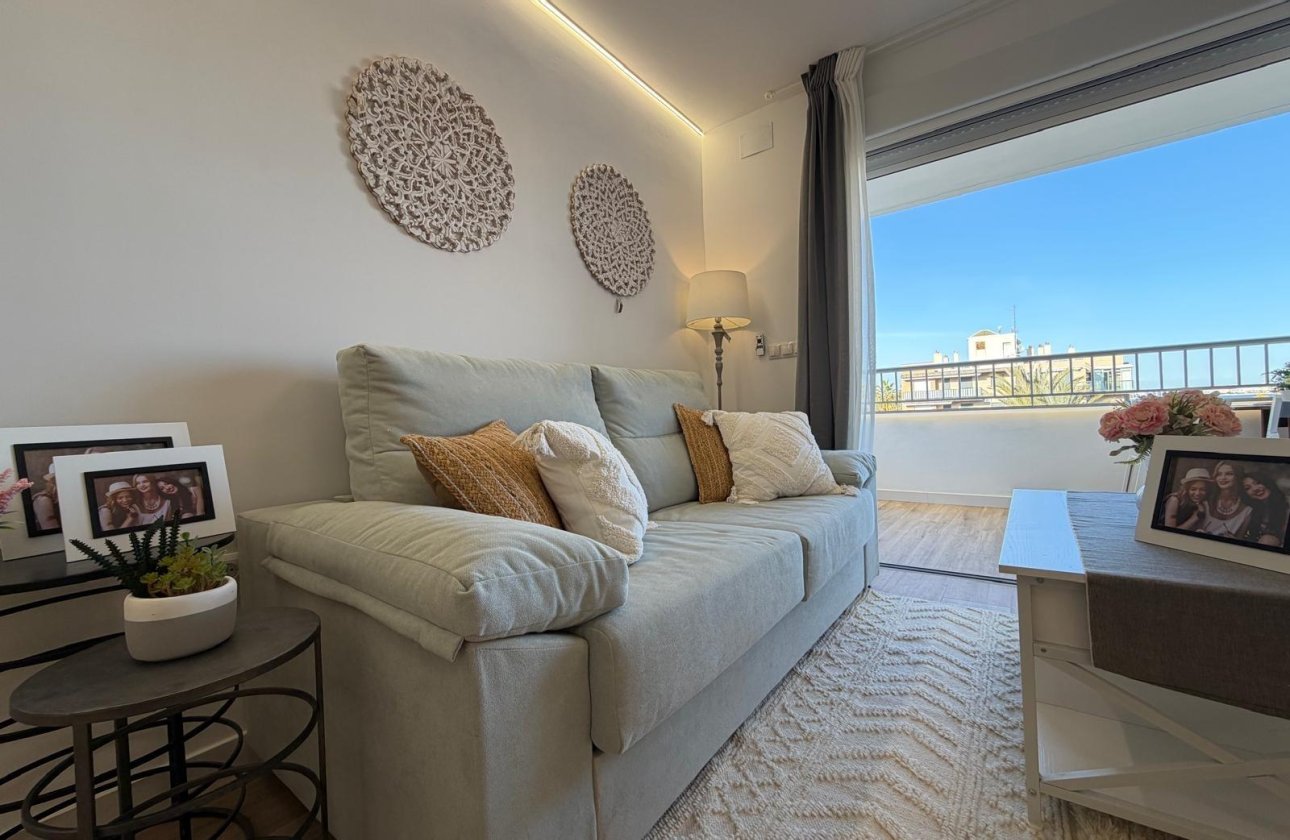 Herverkoop - Appartement -
Torrevieja - Punta Prima
