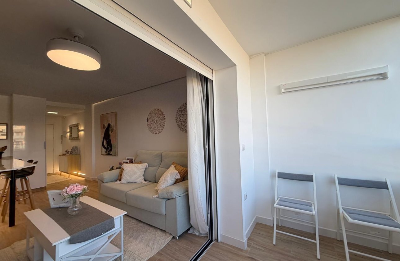 Herverkoop - Appartement -
Torrevieja - Punta Prima