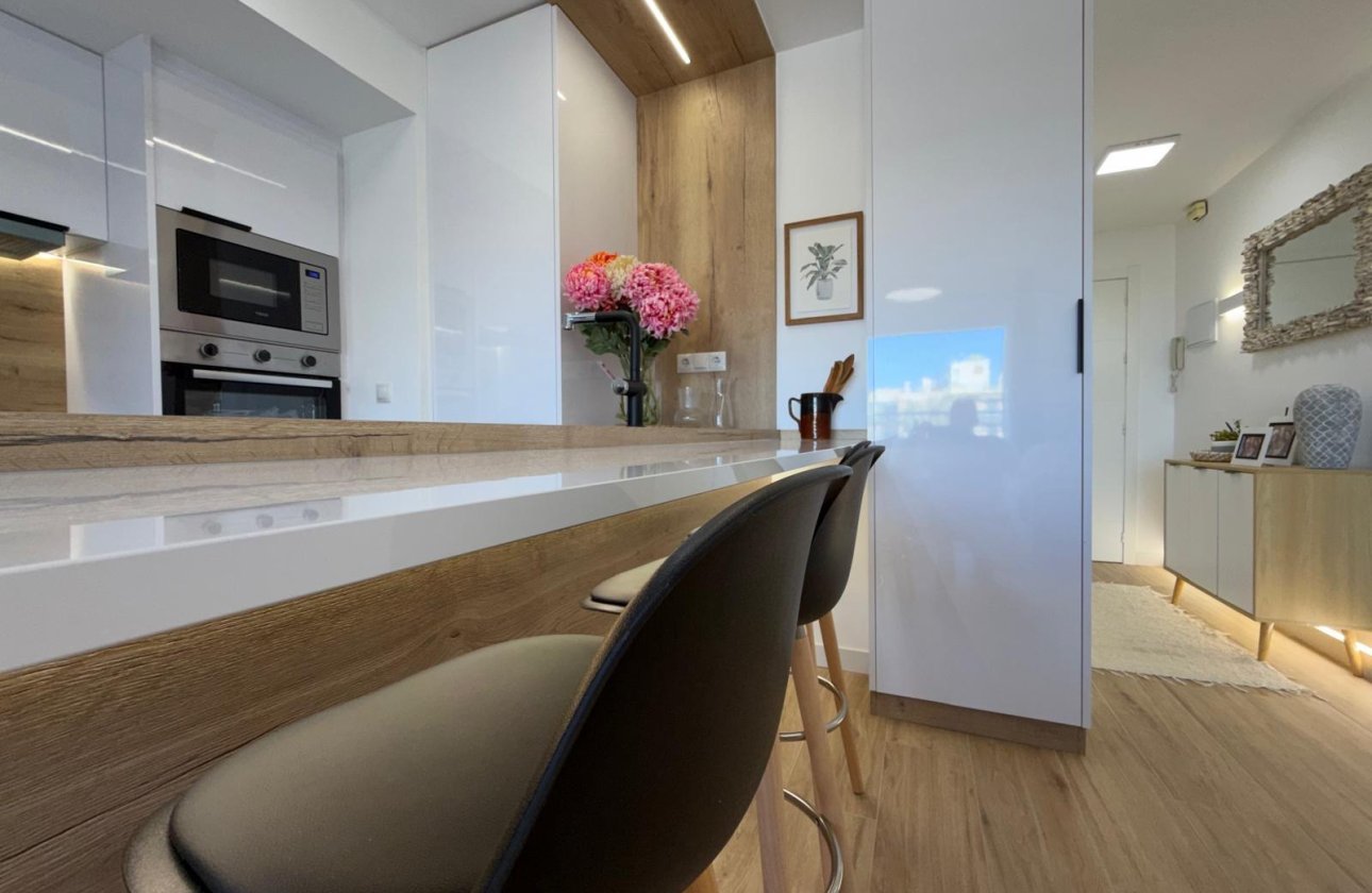 Herverkoop - Appartement -
Torrevieja - Punta Prima