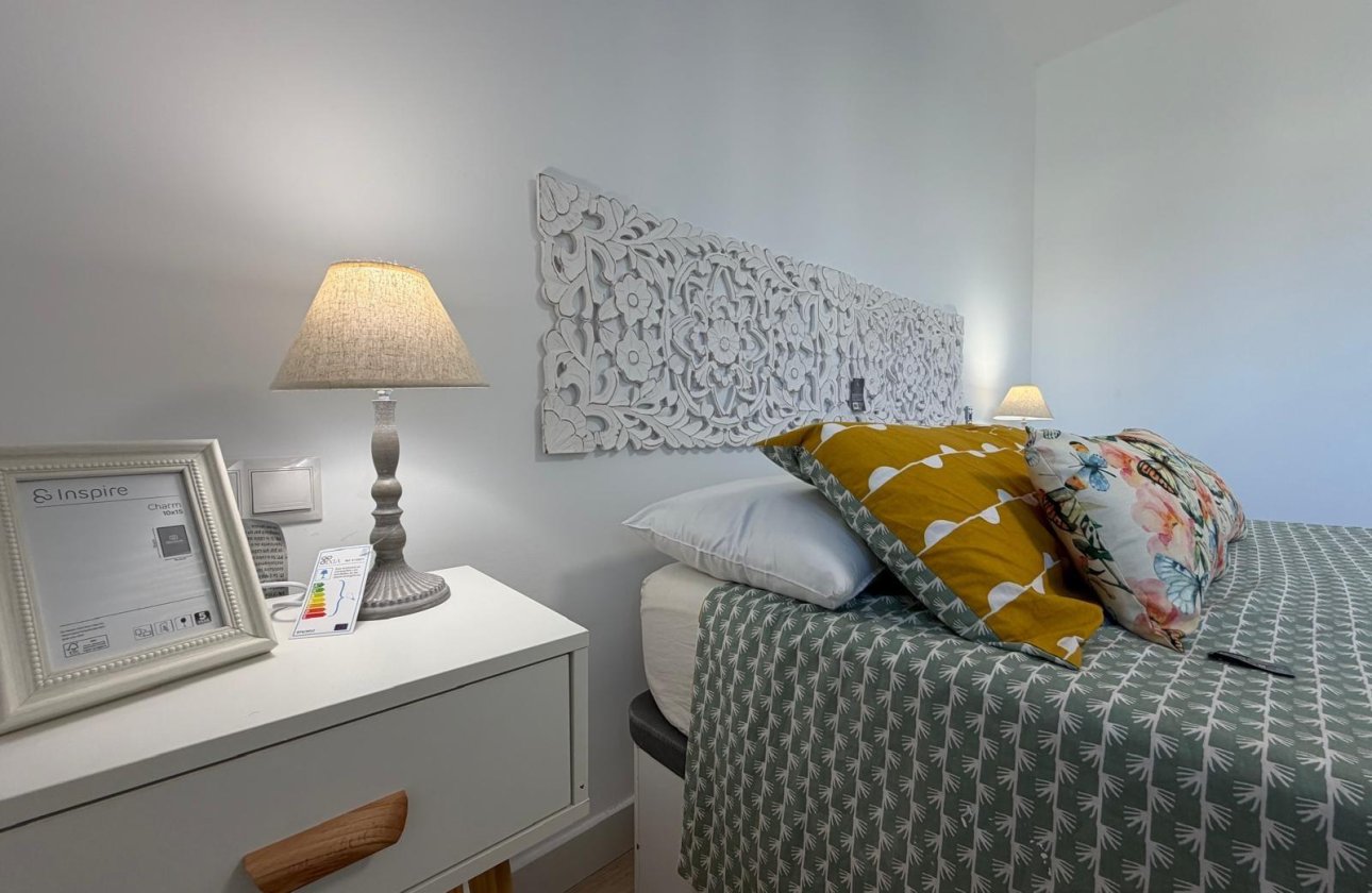 Herverkoop - Appartement -
Torrevieja - Punta Prima