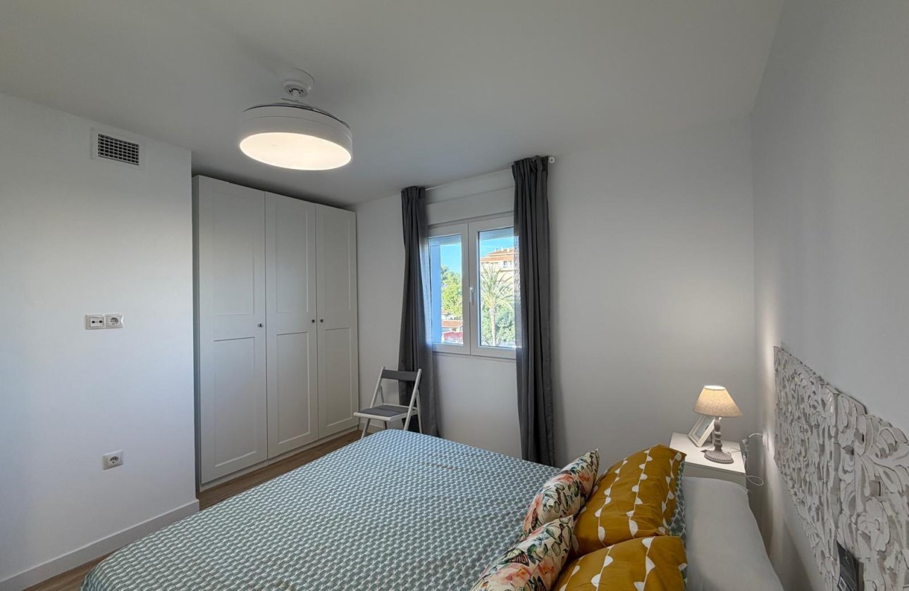 Herverkoop - Appartement -
Torrevieja - Punta Prima