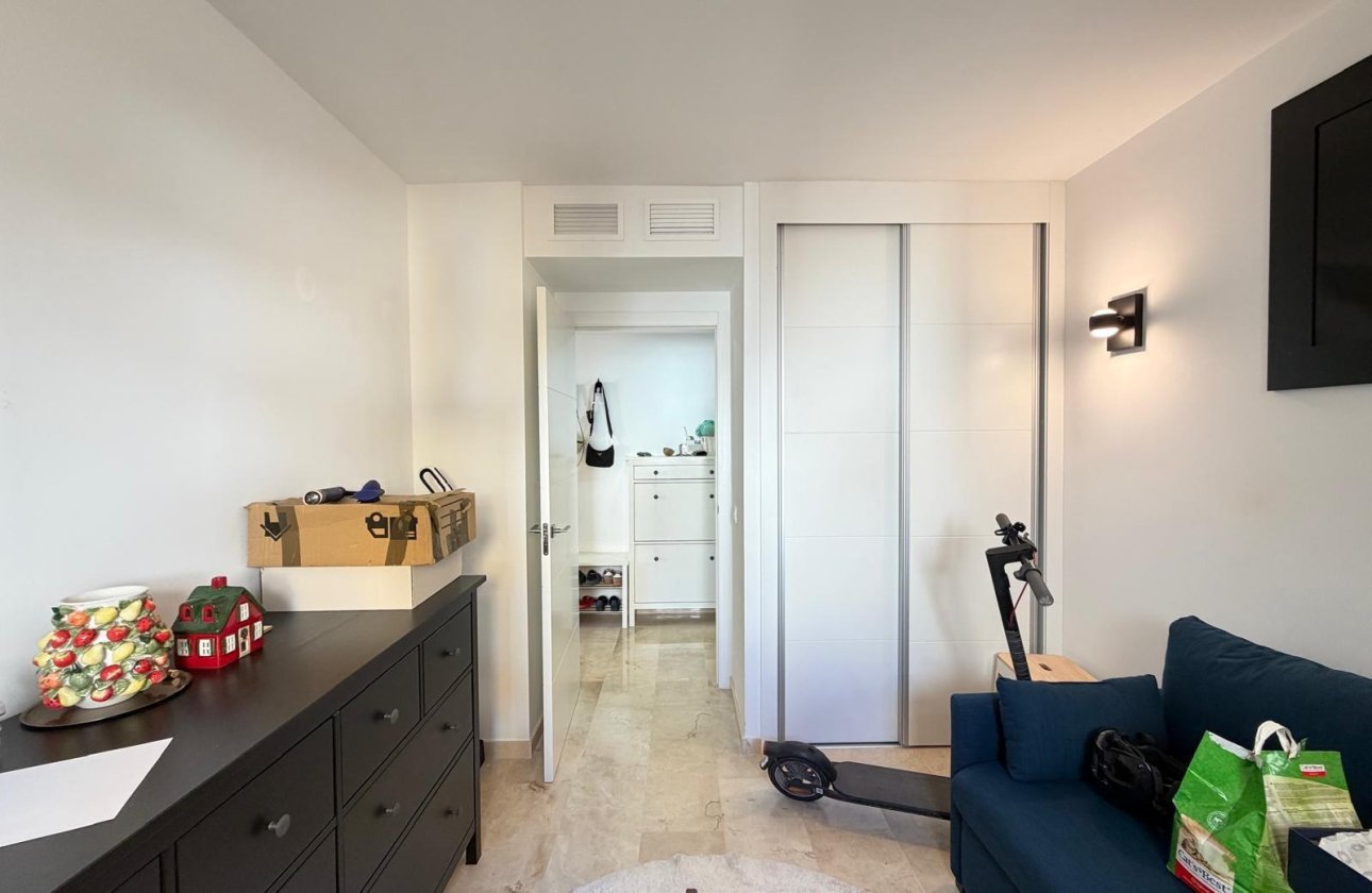 Herverkoop - Appartement -
Torrevieja - Punta Prima