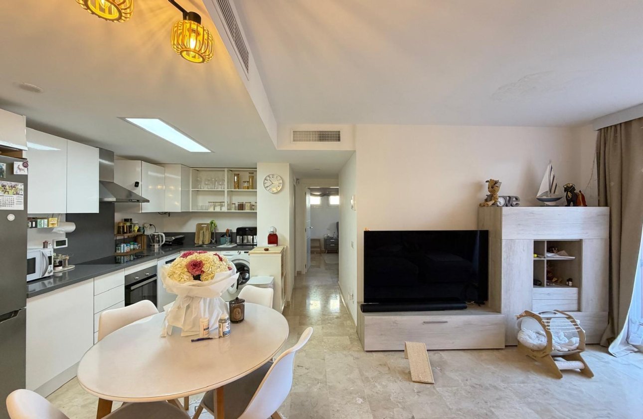 Herverkoop - Appartement -
Torrevieja - Punta Prima
