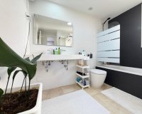 Herverkoop - Appartement -
Torrevieja - Punta Prima