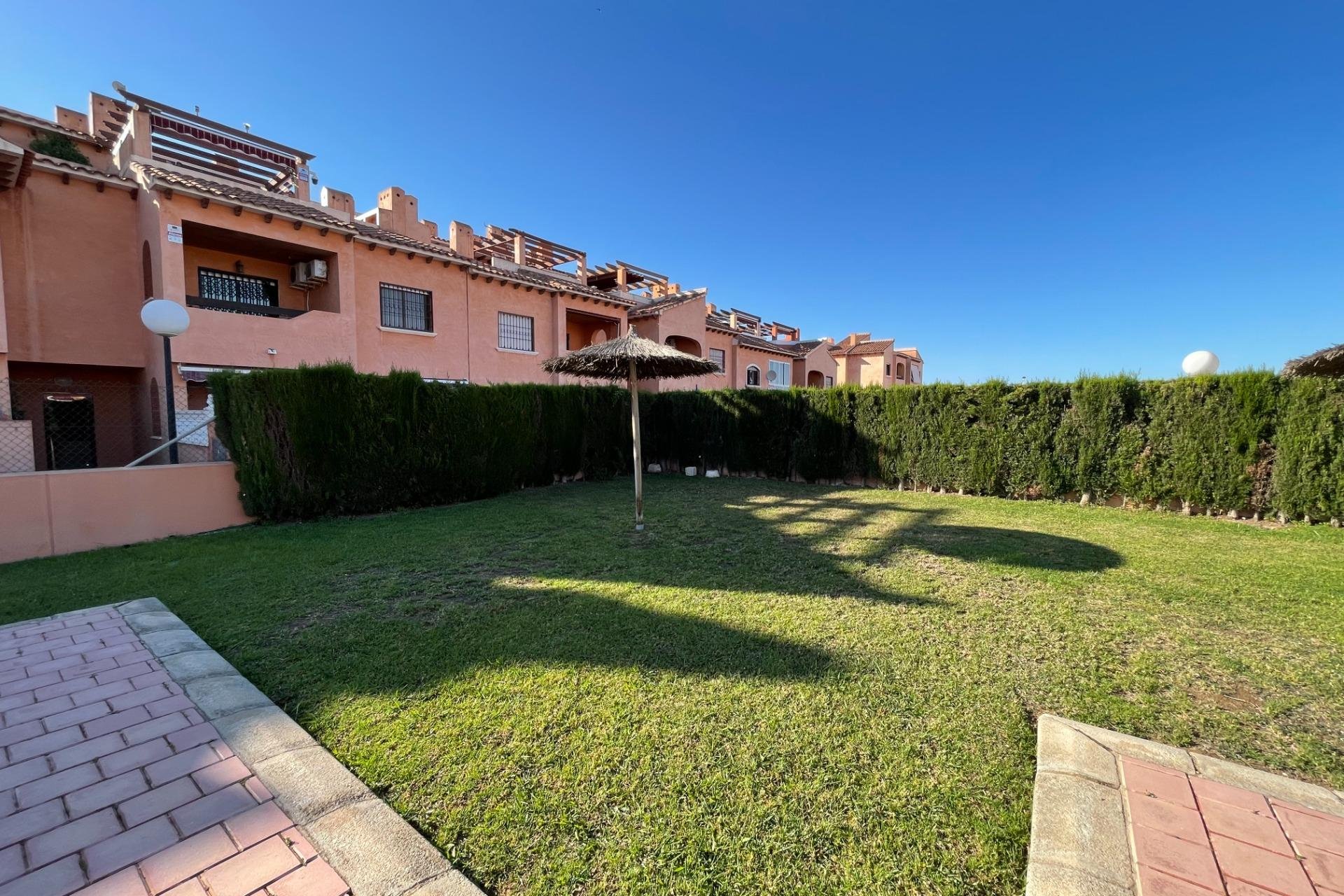 Herverkoop - Appartement -
Torrevieja - Rosaleda-los Frutales