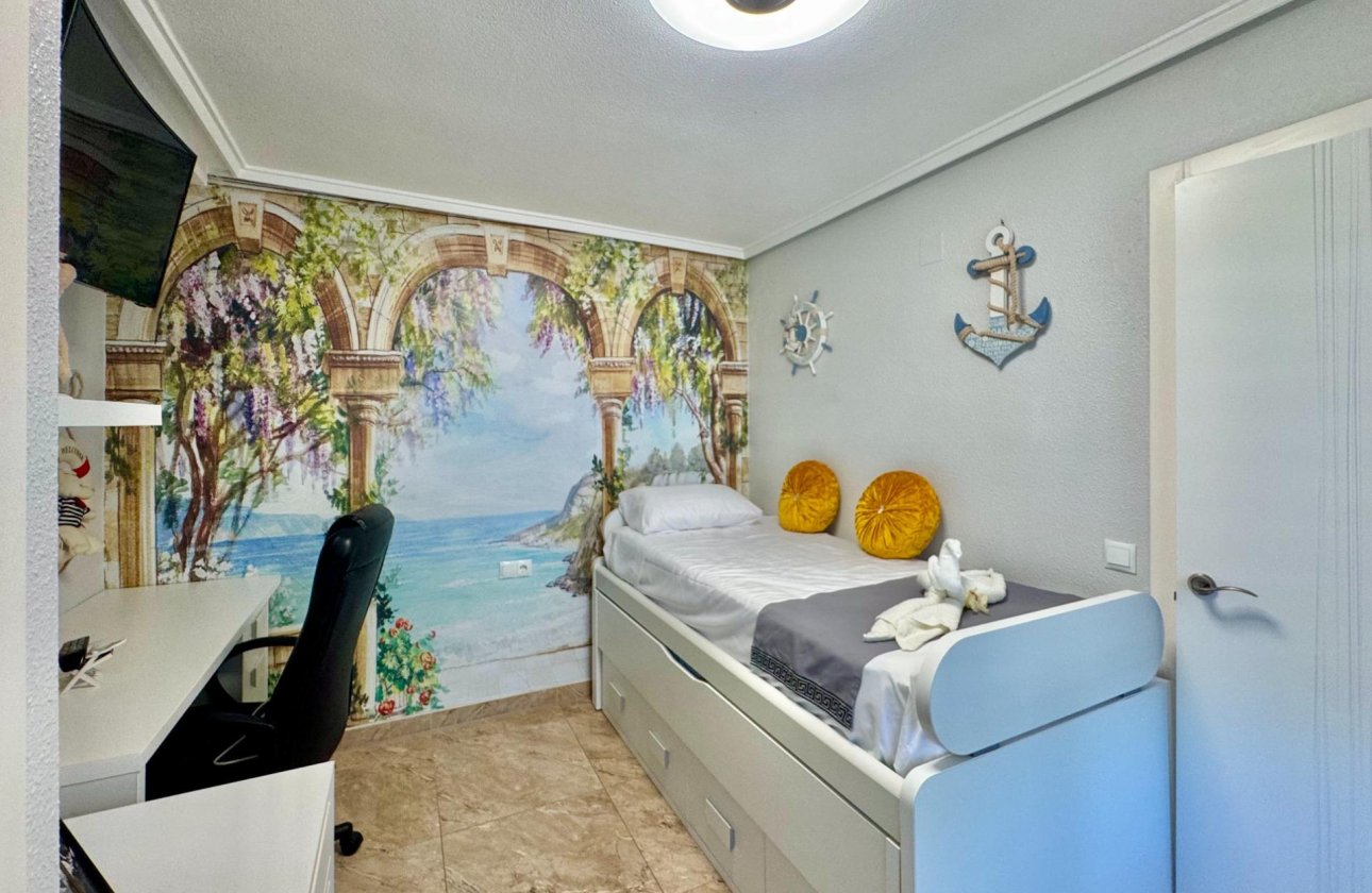 Herverkoop - Appartement -
Torrevieja - Torre La Mata