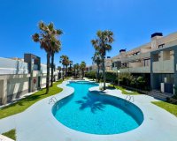 Herverkoop - Appartement -
Torrevieja - Torre La Mata