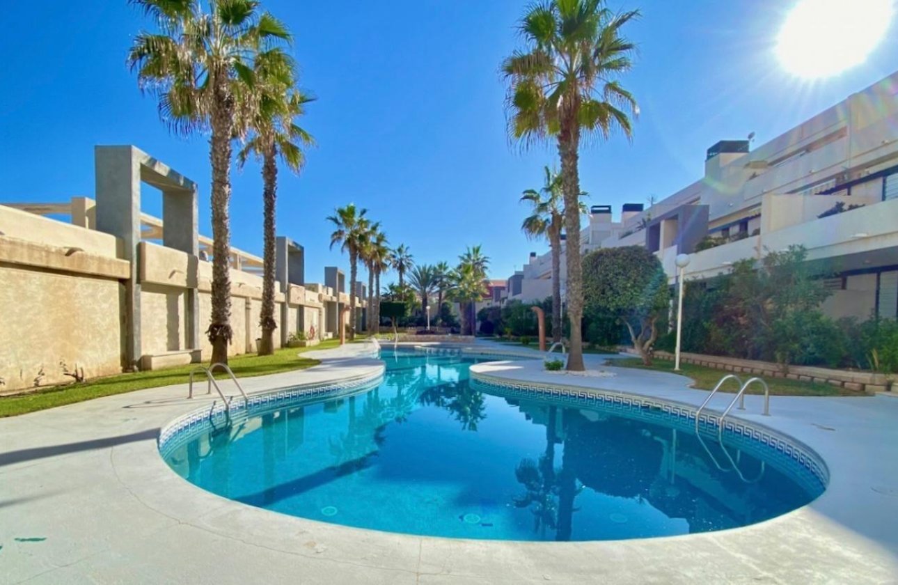 Herverkoop - Appartement -
Torrevieja - Torre La Mata