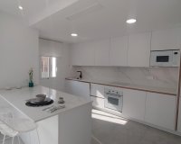 Herverkoop - Appartement -
Torrevieja - Torreblanca