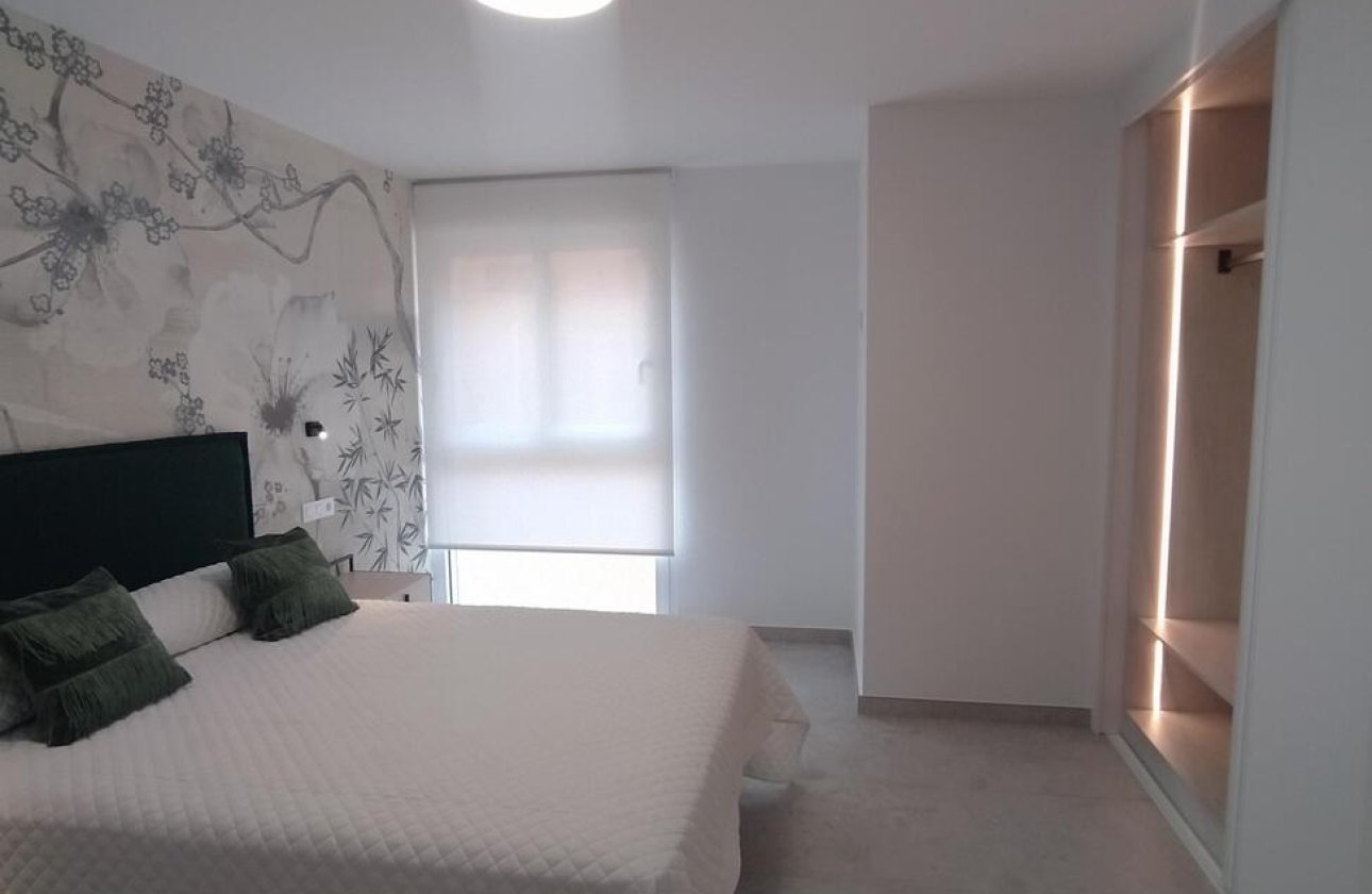 Herverkoop - Appartement -
Torrevieja - Torreblanca