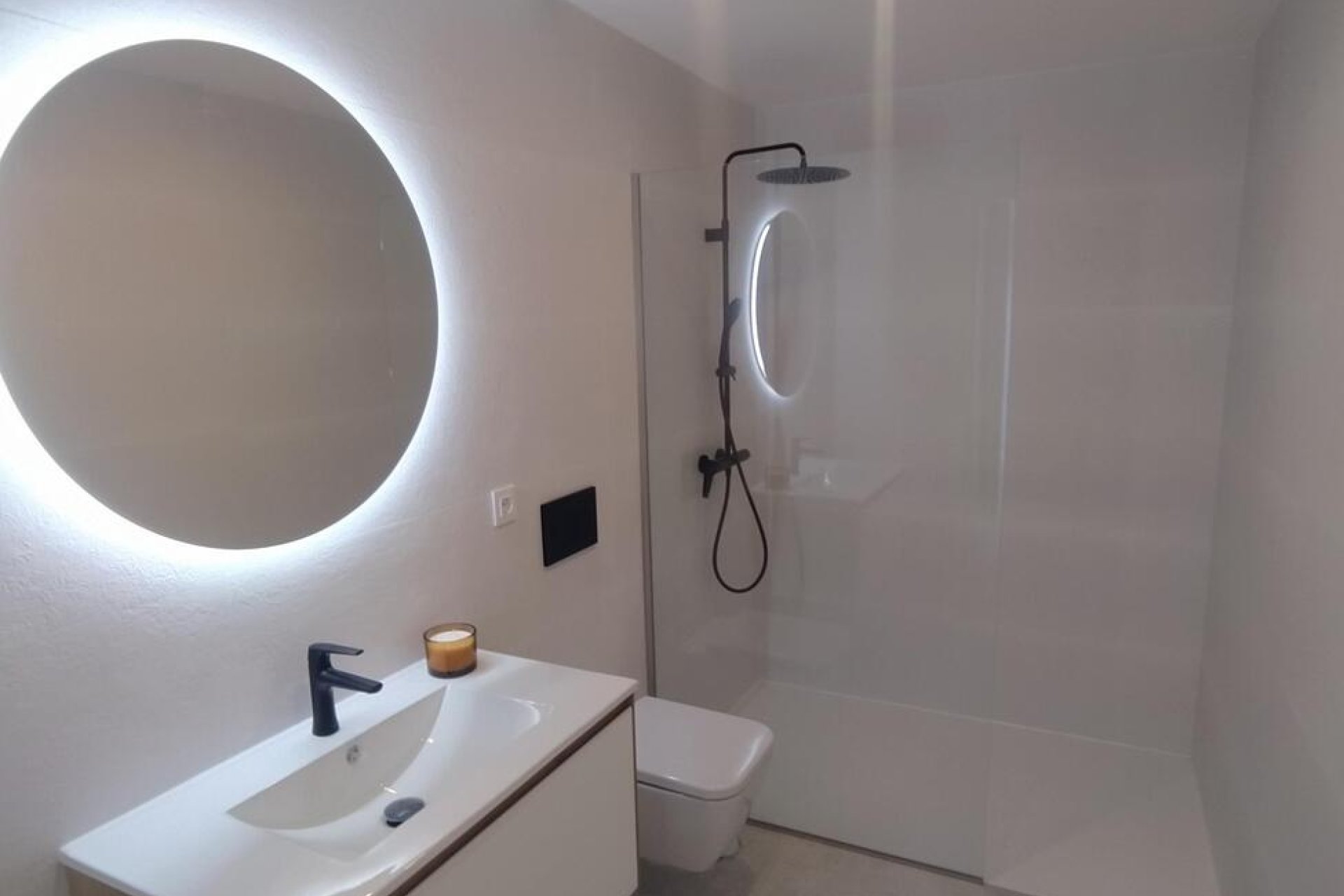 Herverkoop - Appartement -
Torrevieja - Torreblanca