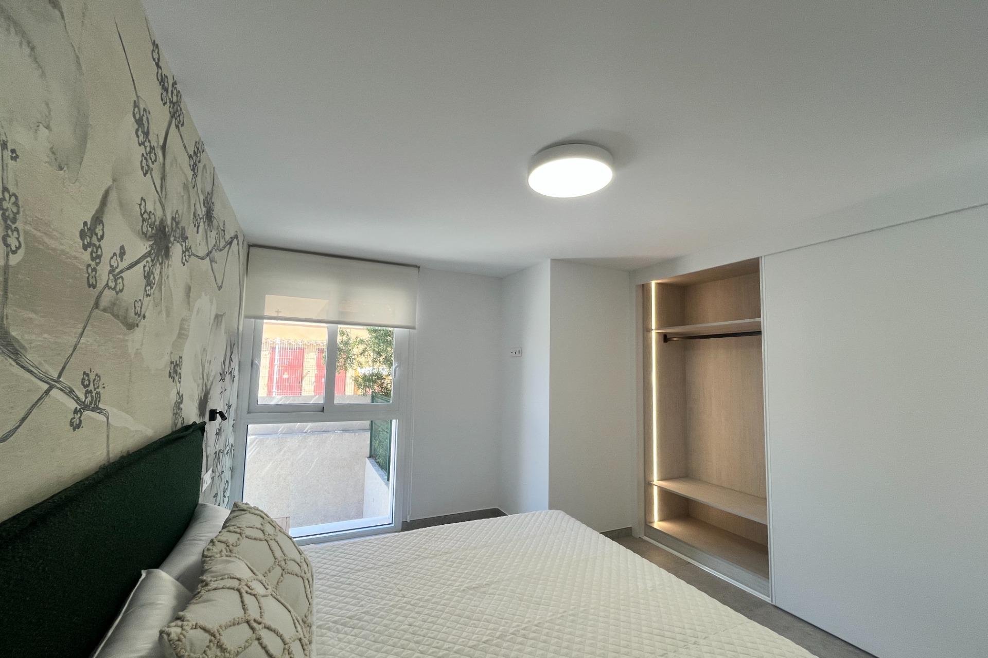 Herverkoop - Appartement -
Torrevieja - Torreblanca