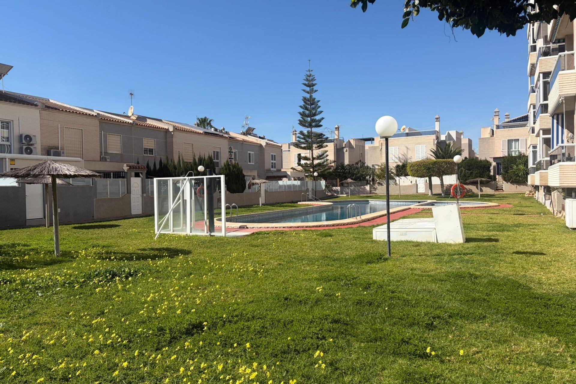 Herverkoop - Appartement -
Torrevieja - Torreblanca