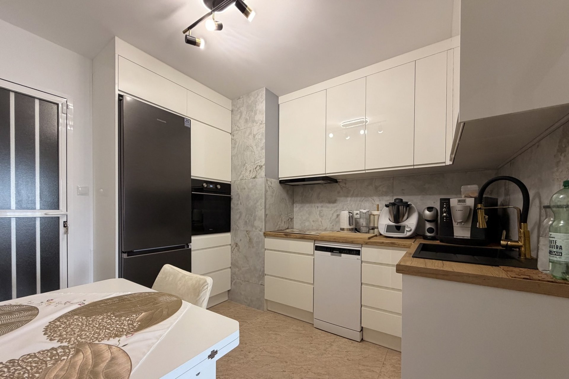 Herverkoop - Appartement -
Torrevieja - Urb. Calas Blancas III