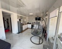 Herverkoop - Appartement -
Torrevieja - Zona Los Frutales
