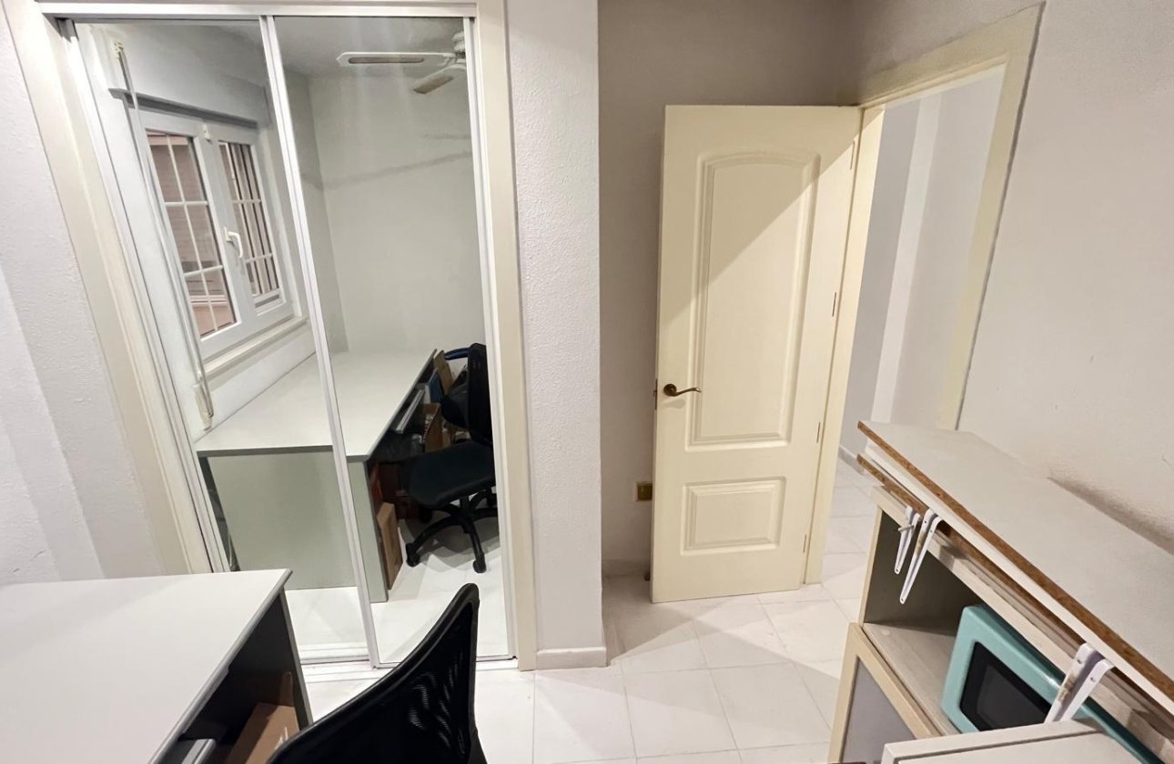 Herverkoop - Appartement -
Torrevieja