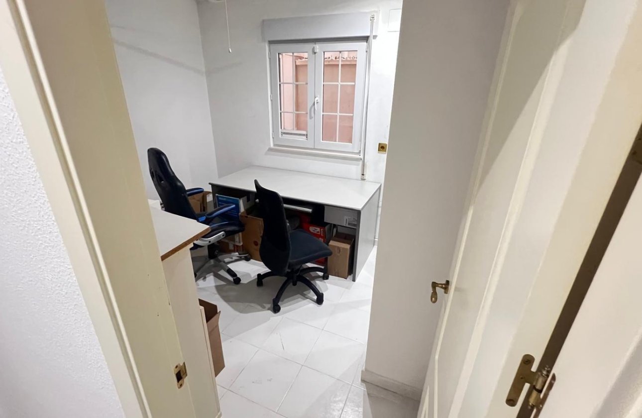 Herverkoop - Appartement -
Torrevieja