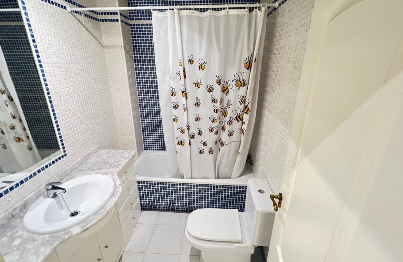 Herverkoop - Appartement -
Torrevieja