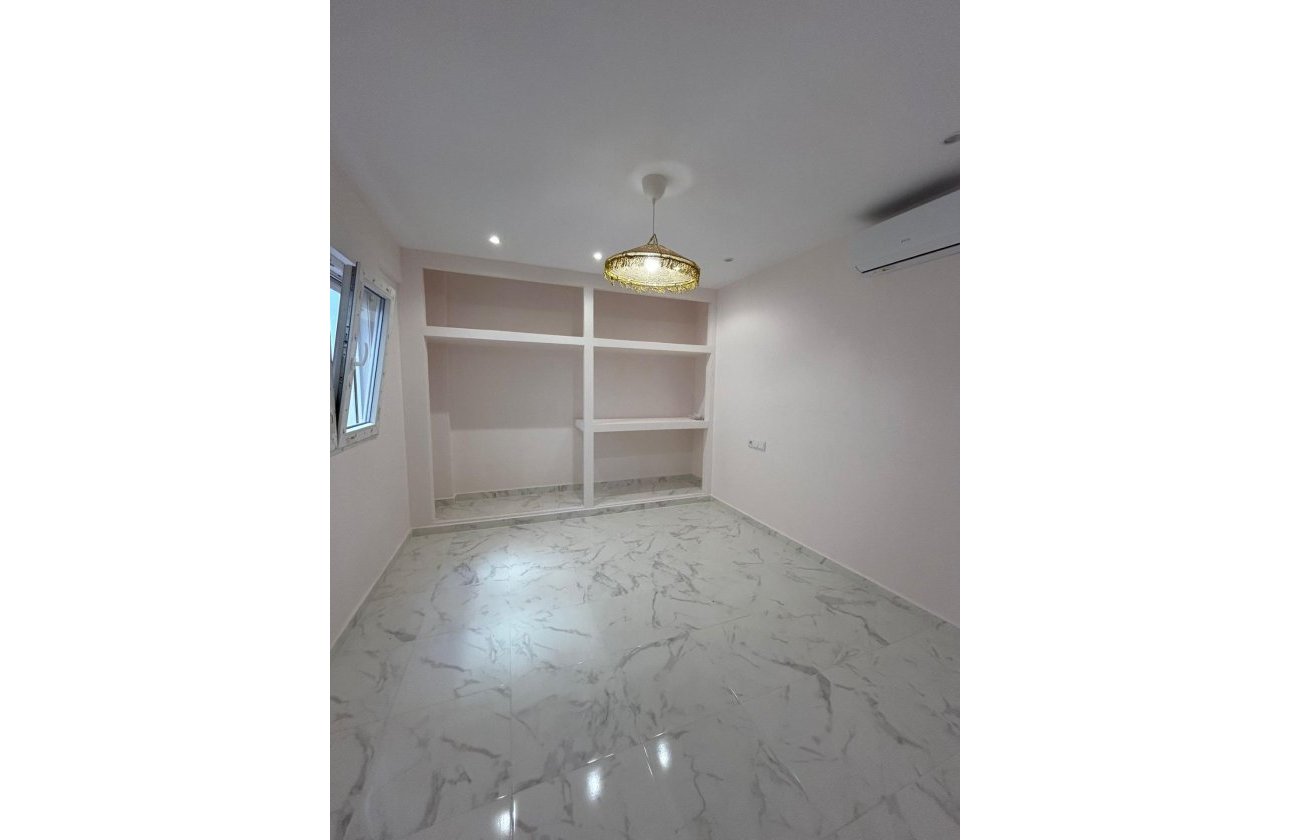 Herverkoop - Appartement -
Torrevieja