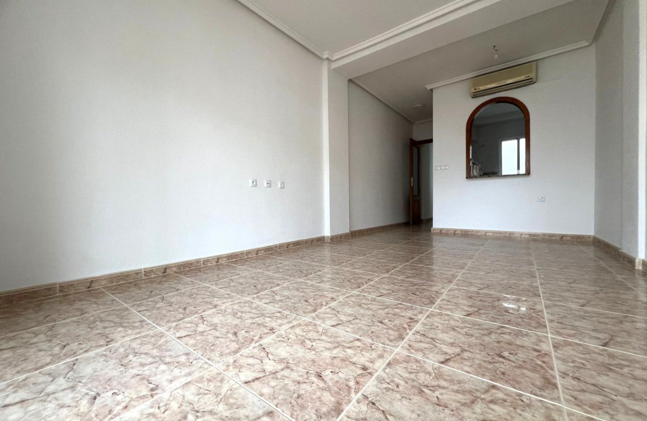 Herverkoop - Appartement -
Torrevieja