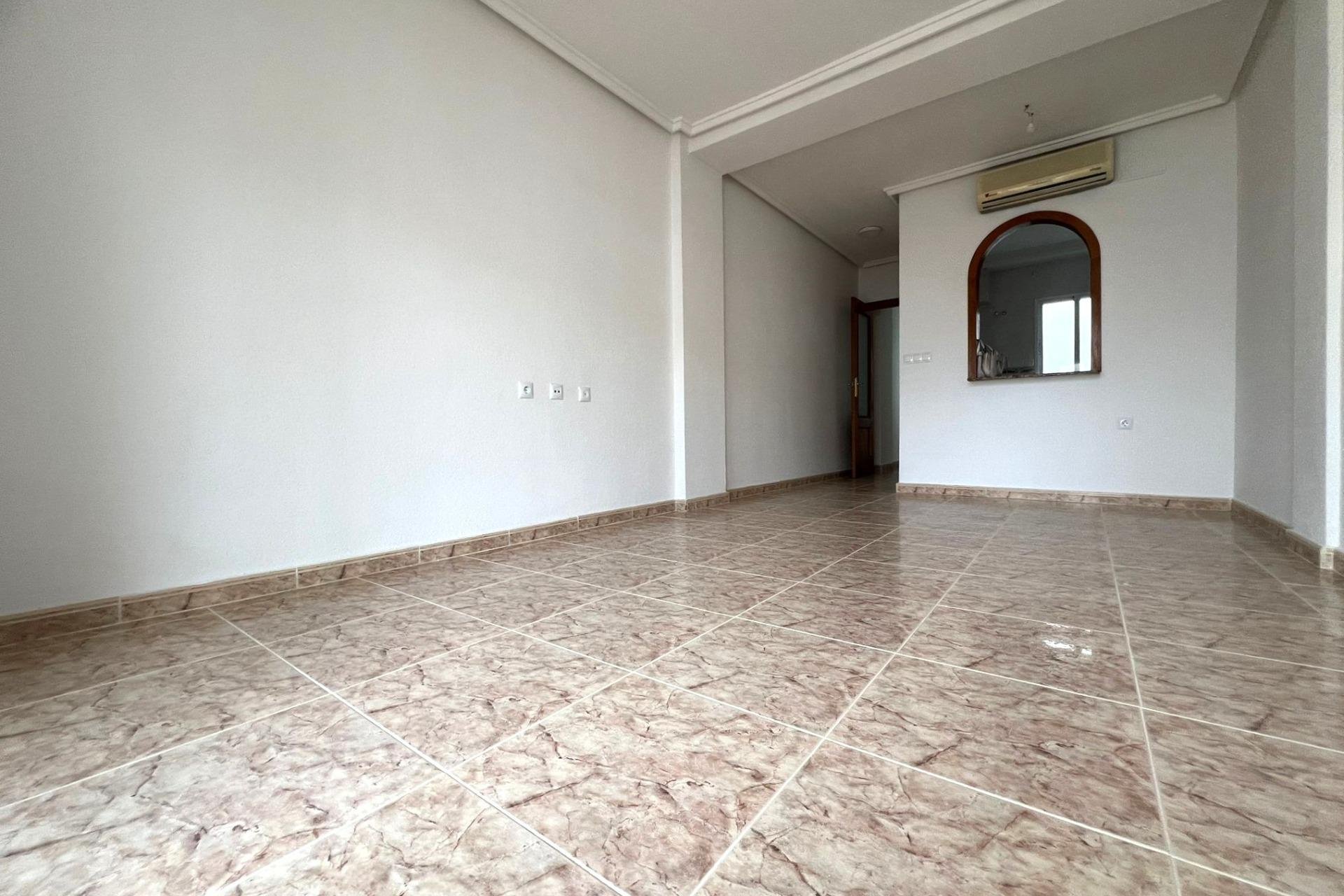 Herverkoop - Appartement -
Torrevieja
