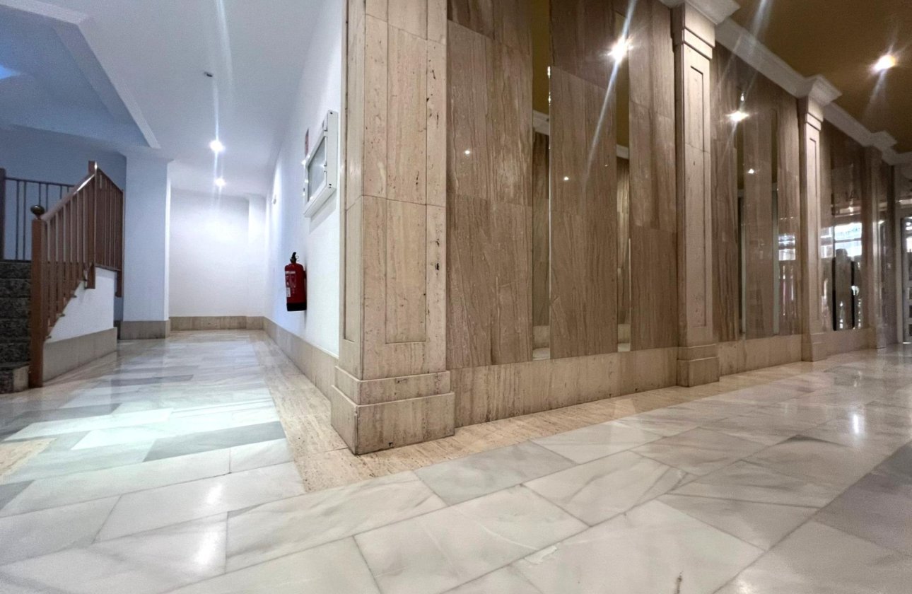 Herverkoop - Appartement -
Torrevieja