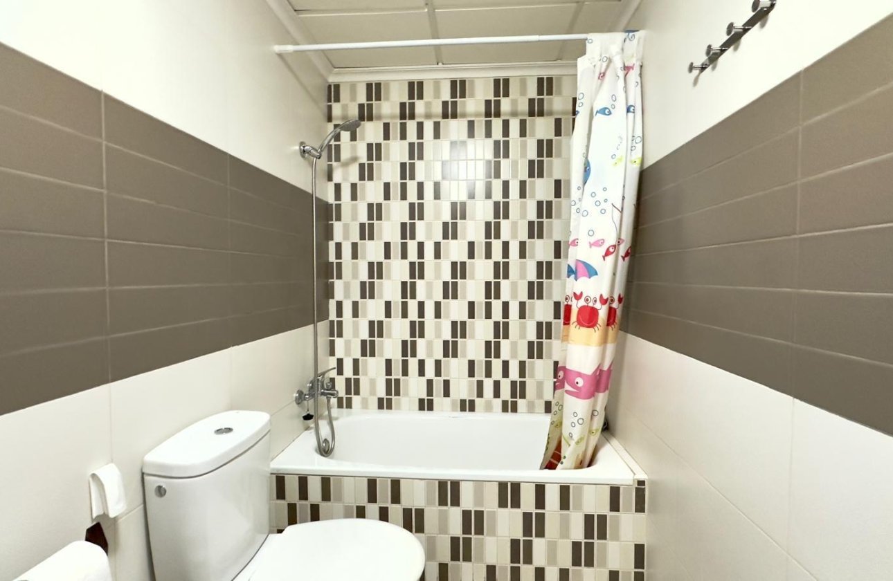 Herverkoop - Appartement -
Torrevieja