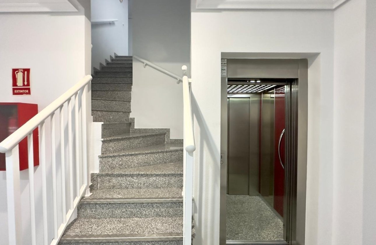 Herverkoop - Appartement -
Torrevieja