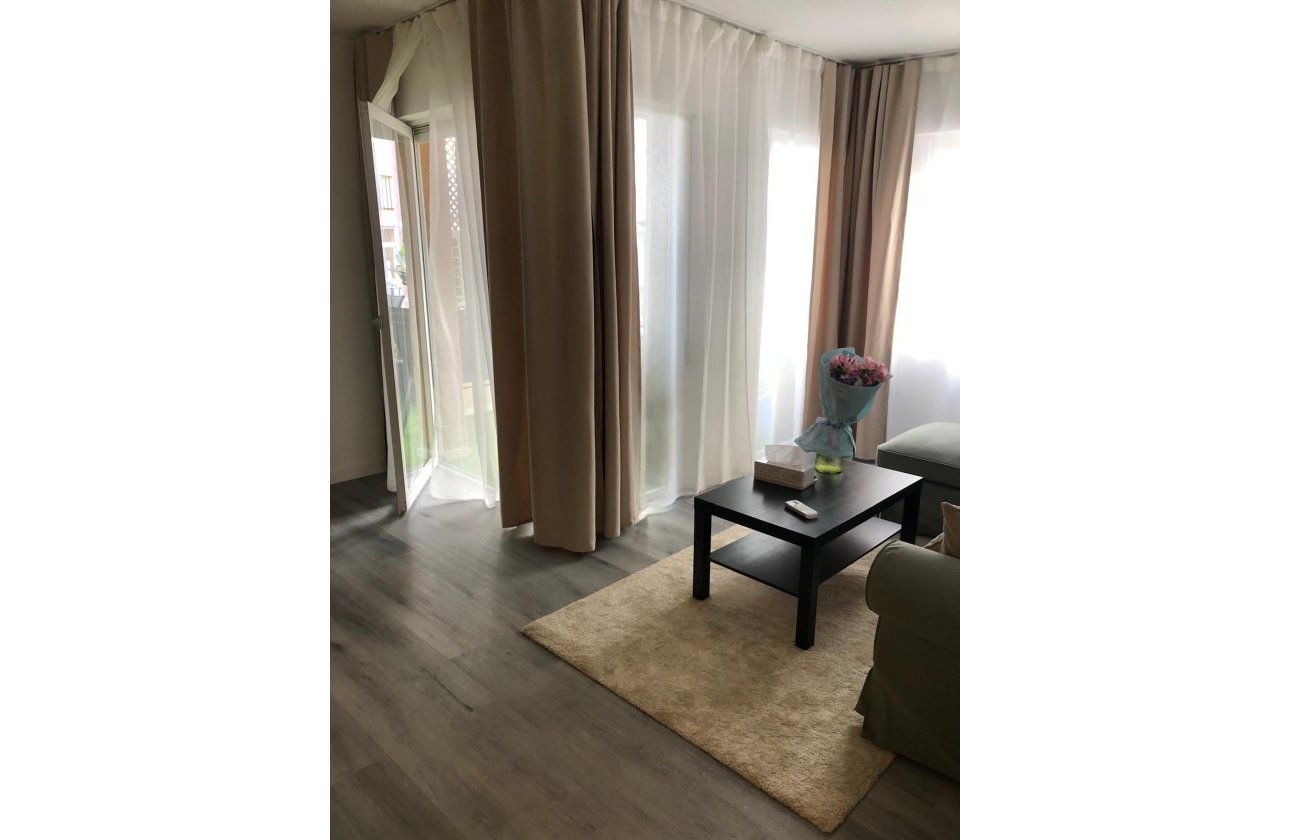 Herverkoop - Appartement -
Torrevieja