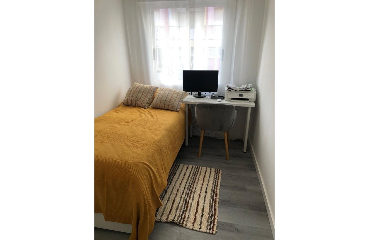 Herverkoop - Appartement -
Torrevieja